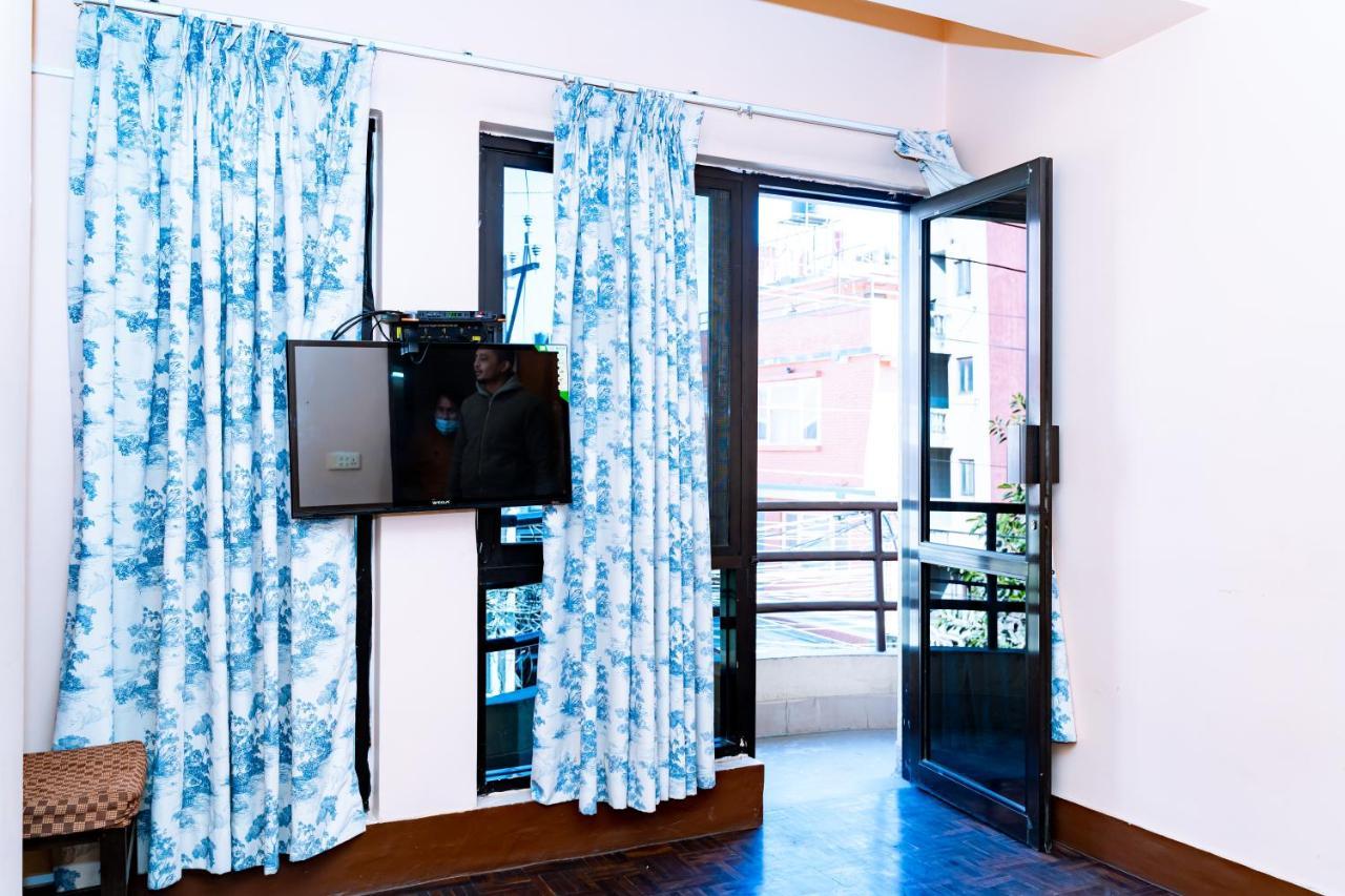 Kbb Hotel And Apartments Hosted By Hostmandu Lalitpur Buitenkant foto